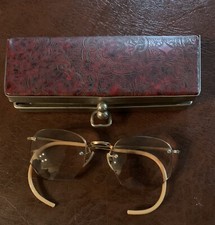 vintage B and L glasses 10 k gold fill With vintage Leather Case