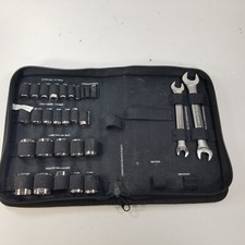Craftsman Wrench Socket Set 14 38 Drive 6 Point Metric Inch Craftsman Wrench Socket Set 14 38 Drive 6 Point Metric Inch