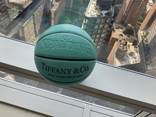 Tiffany  Co. x Spalding Basketball One Size 2023