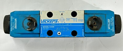 Vickers DG4V 3 2C M U D6 60 DG4V32CMUD660 Magnetventil