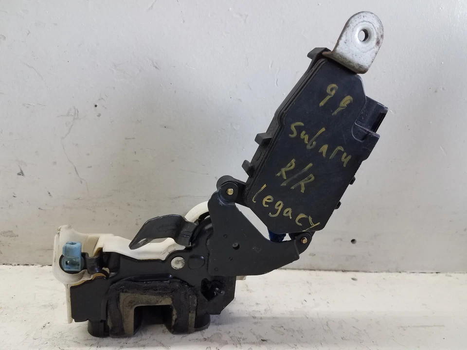 1998-1999 Subaru Legacy Right Rear Door Lock Actuator (M155) - Image 2 of 3