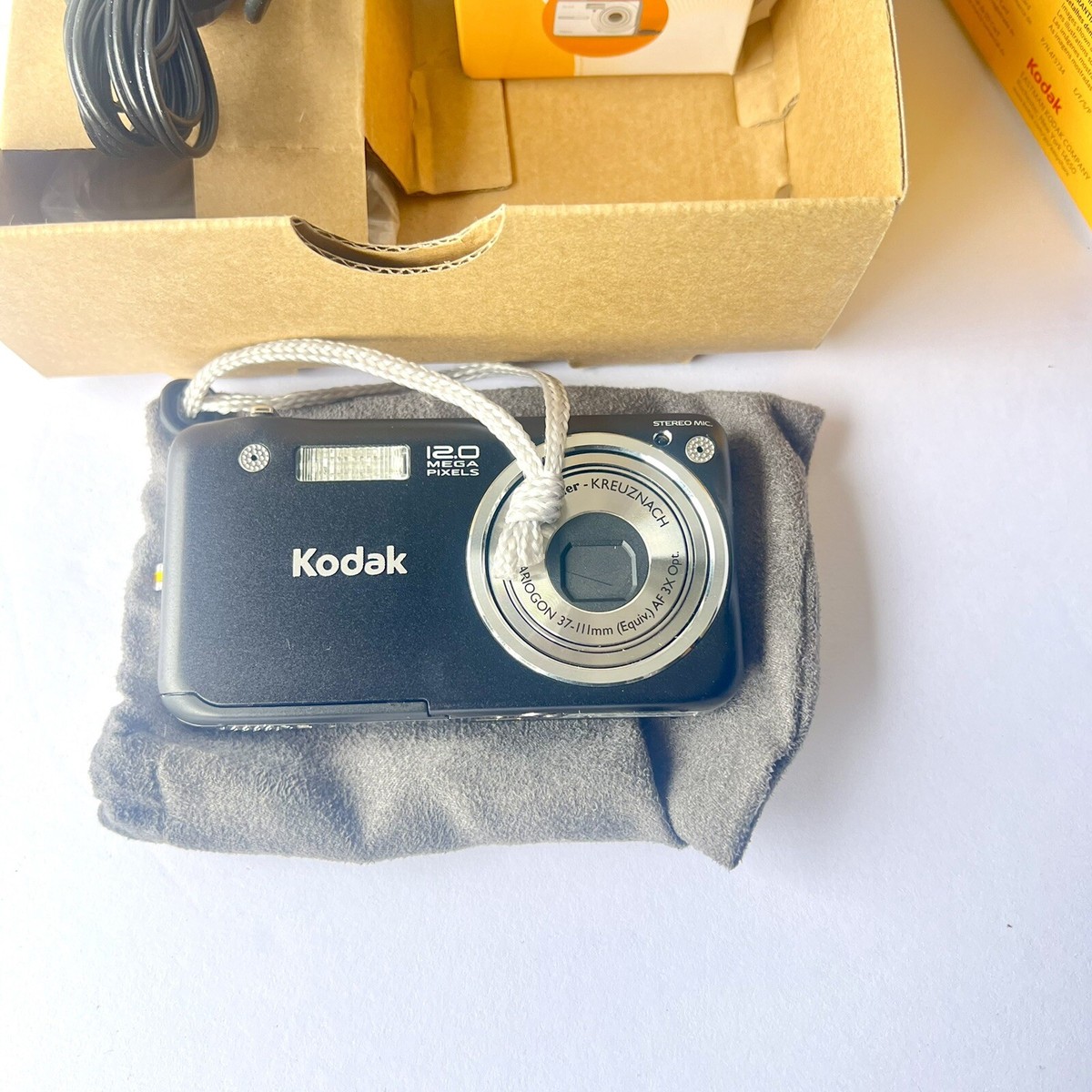 希少 Kodak コダック Easy Share V1253 美品 Kodak EasyShare V1253 12.1MP Digital Camera - Black for sale