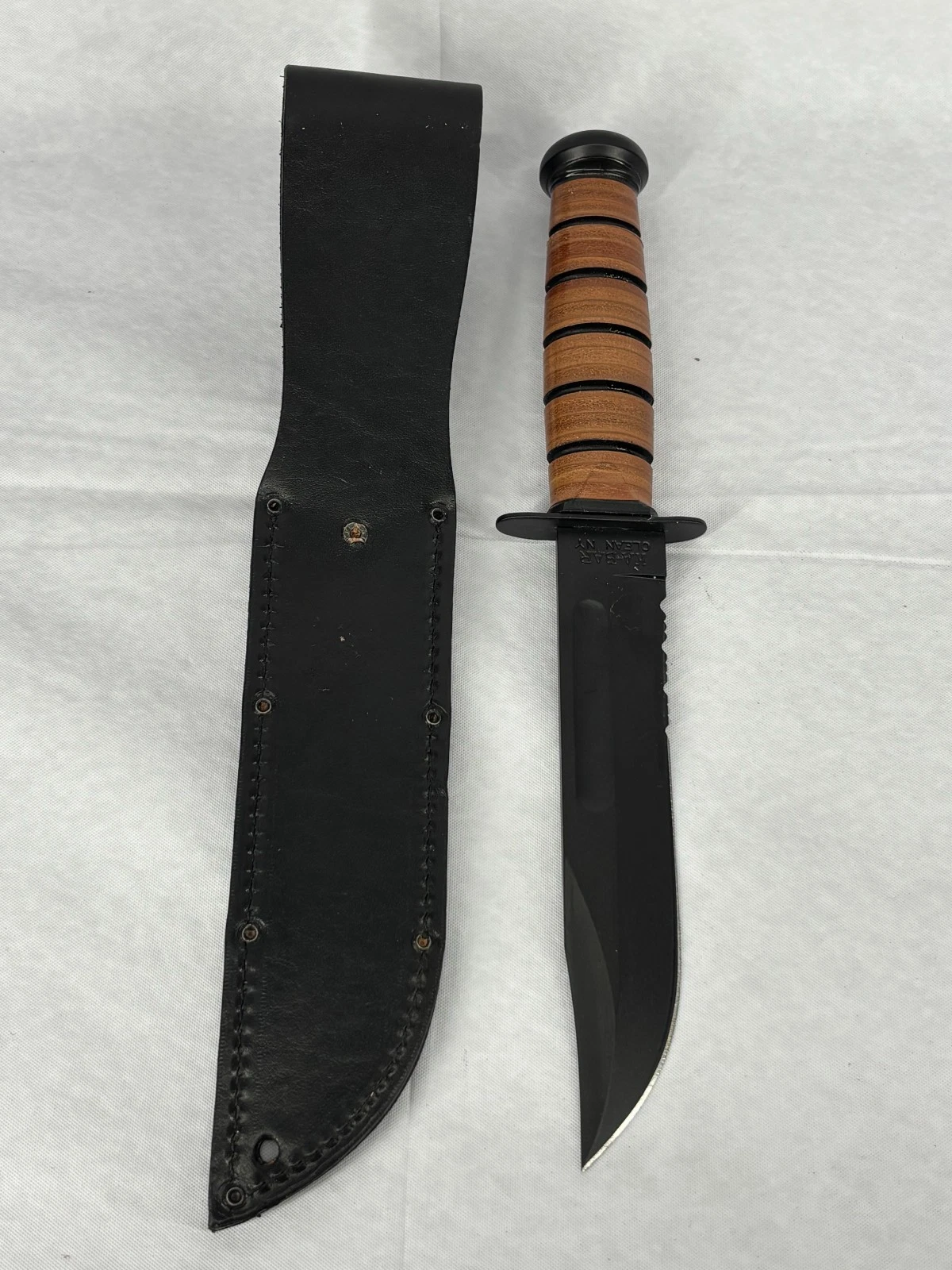 Ka-Bar US Army Serrated Fighting Utility Knife Stacked Leather Handle Sheath
Opens in a new window o