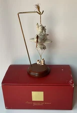 NIB Lenox Musical Santa Around the World Ornament Display Airplane Jewels (476)