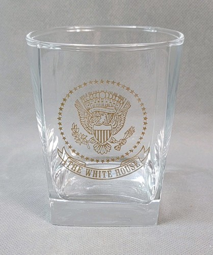 Vintage UNITED STATES Seal THE WHITE HOUSE Goldtone WHISKEY TUMBLER Glass