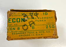 Econ dual element fuses 8 amp 250 volt.  lot of 7, open box.