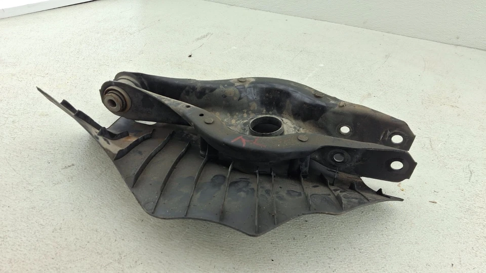 2012-2018 Bmw F30 328 320I Rear Left Side Lower Control Arm Spring Perch Oem - Image 3 of 4