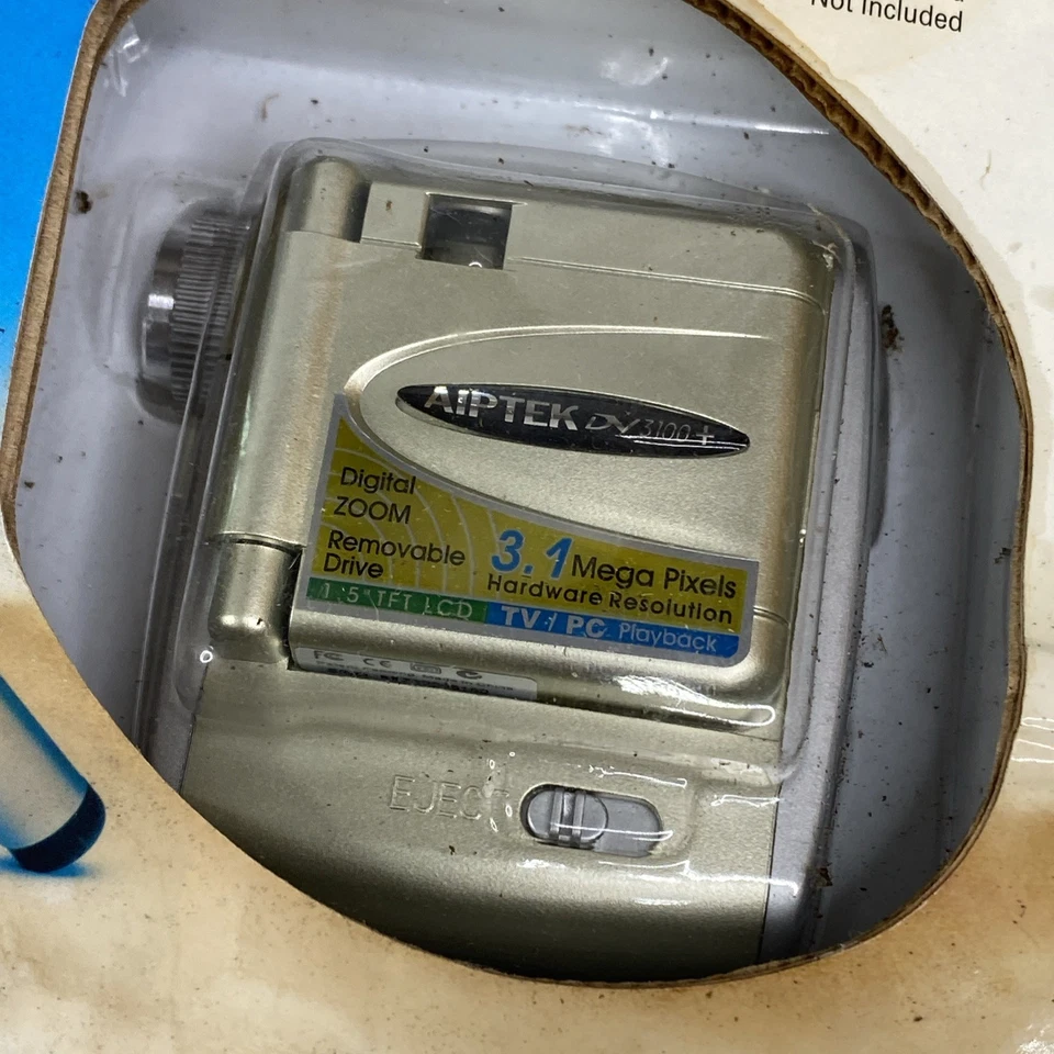 NEW Aiptek Pocket DV 3100+ 3.1 MP Digital Video Zoom Camera IN BOX - Image 4 of 4