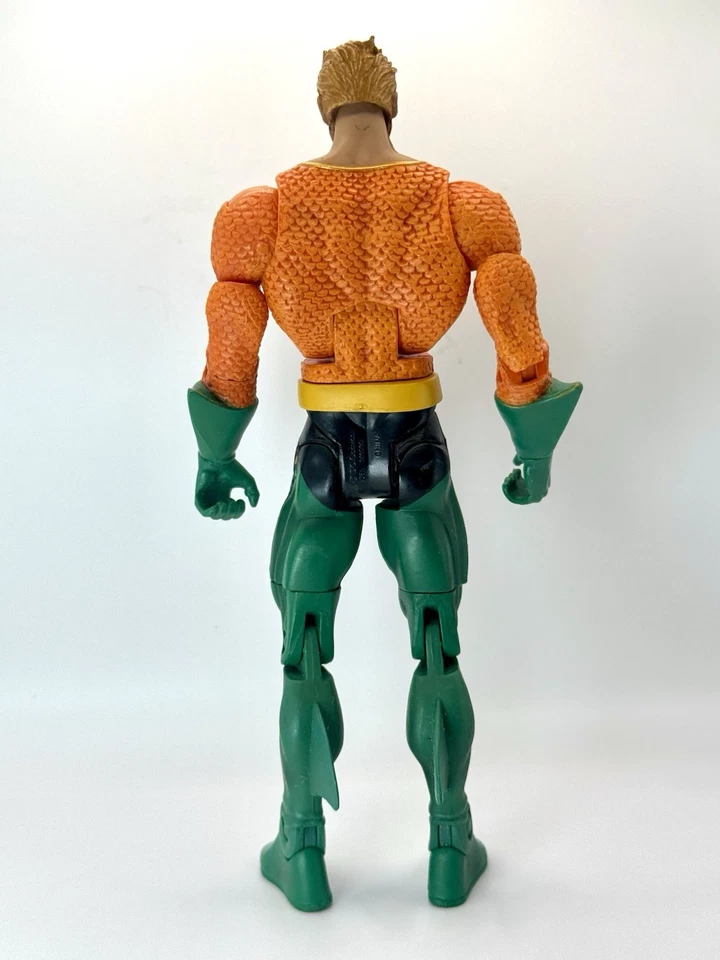 Mattel DCUC DC Universe Classics Wave 2 Aquaman Atlantis King Suelto Completo Foto 3 de 3