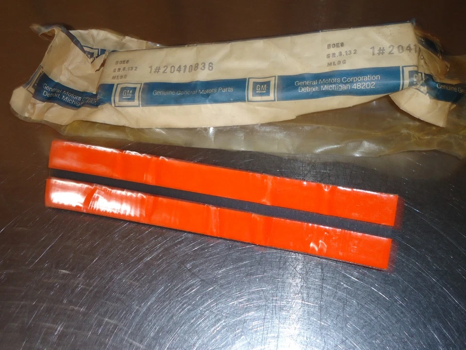 Nuevo NOS GM guardabarros delantero moldura moldura moldura 20410836 1984-1991 Pontiac 6000 Foto 2 de 2