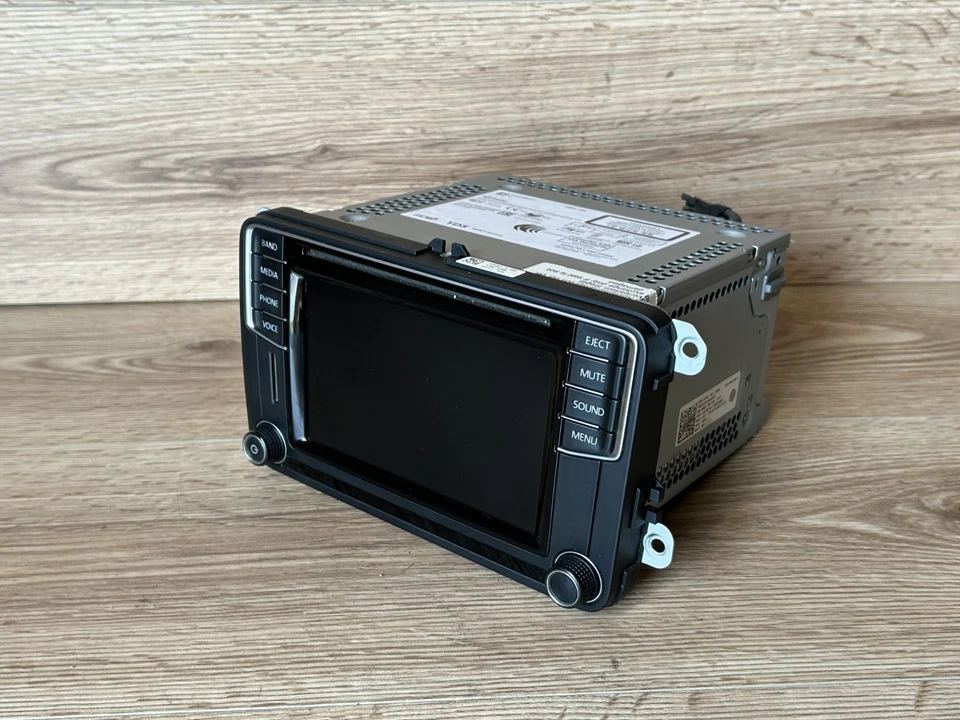 VOLKSWAGEN PASSAT JETTA CC TIGUAN CD PLAYER RADIO DISPLAY SCREEN OEM 2016_2019 - Image 4 of 4