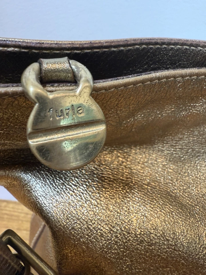 VTG Furla Leather Metallic Bronze Crossbody Shoulder Bag Y2K Made In Italy - Image 4 of 4