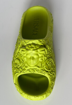 NIB $525 Versace Medusa Head Slides Pool Sandals Green 11 US  display picture 3