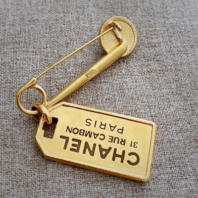 NEW Chanel White Large Pearl CC Logo Gold Tone Boarding Pass Name