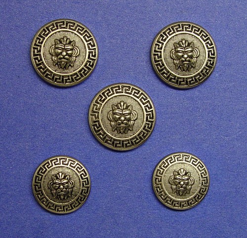 5 Unknown Brand Silver Color Plastic Lion Head jacket replacement buttons, Used