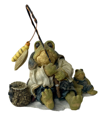 Boyds Bears Fly Fishing Resin Frog Figurine Frogmorton and Tad