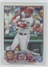 2023 Topps Series 1 Rainbow Foil Yadiel Hernandez #257 4s2