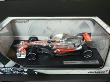 Hot Wheels 1/18 McLaren Mercedes MP4-22 L. Hamilton Diecast Model Car