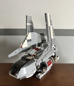 LEGO Star Wars - 8096 Emperor Palpatine's Shuttle (No Minifigs)