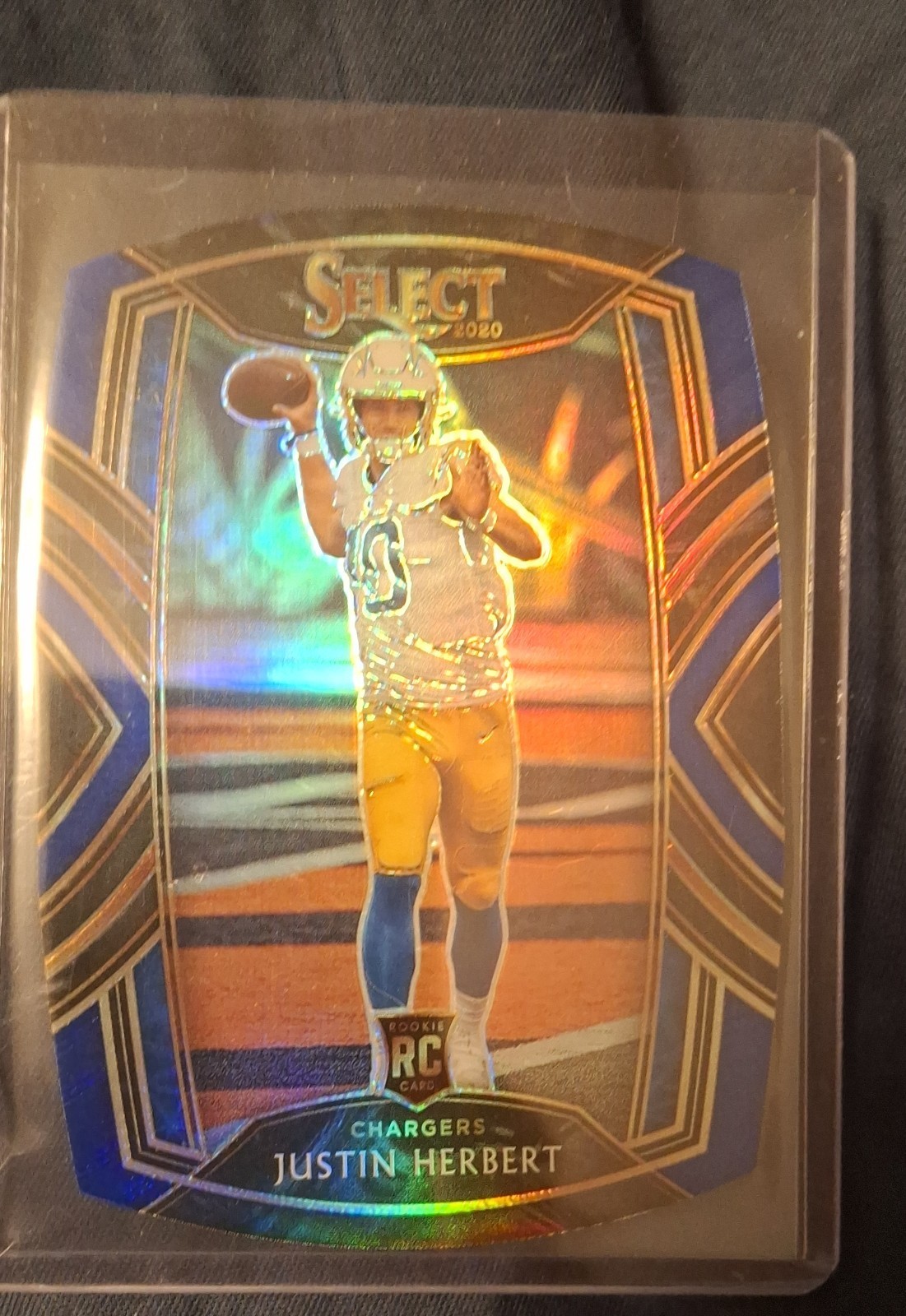 2020 Panini Select - Club Level Justin Herbert #244 Blue Prizm Die-Cut (RC)