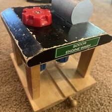 Thomas The Tank Wooden Railway Clickity-Clack SODOR ENGINE WASH 99330