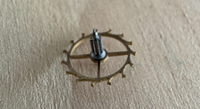 VINTAGE N SIZE E. HOWARD SERIES VII GRADE 1 POCKET WATCH ESCAPE WHEEL GOOD PIVOT