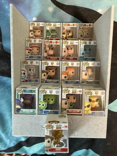 Toy Story  Funko Bitty Pop COMPLETE SET of 16 And GOLD