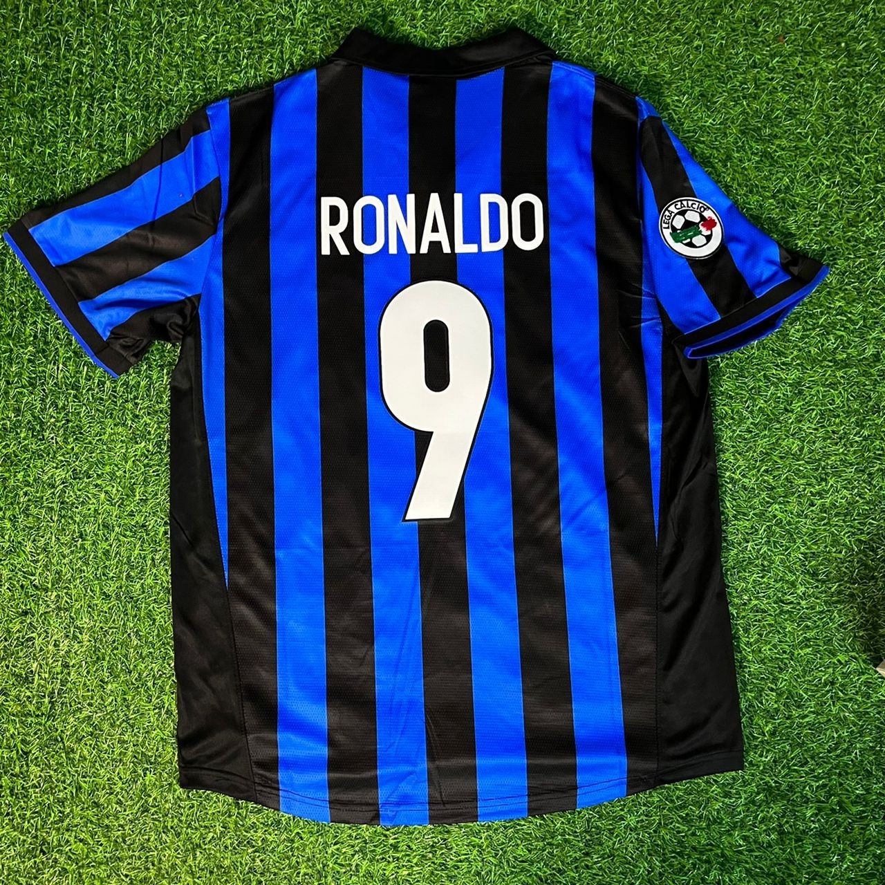 Ronaldo Nazario El Fenomeno R9 - Inter Retro Jersey Trikot Maillot Maglia Soccer