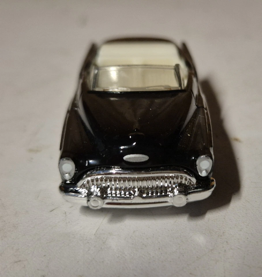 Voiture miniature Matchbox 1953 buick skylark noir - Photo 2/4