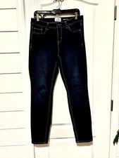 Women  s Size 10 /29 Jordache Dark Wash Skinny Mid Rise Jean