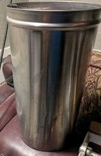 White Mountain 6 Qt Ice Cream Freezer Maker C...