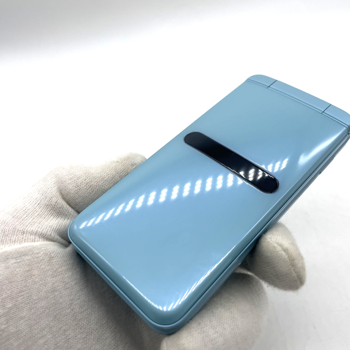Kyocera KYF42 GRATINA Light Blue Android Flip Phone Unlocked WiFi