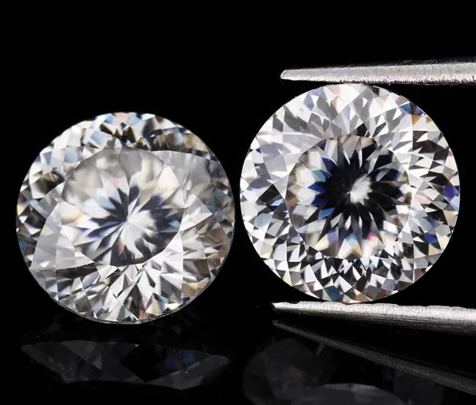Lab-Grown IGL Certified 2.1 Ct Pair CVD Diamond VVS1 Clarity Round Cut Gems 5NST - Image 3 of 3