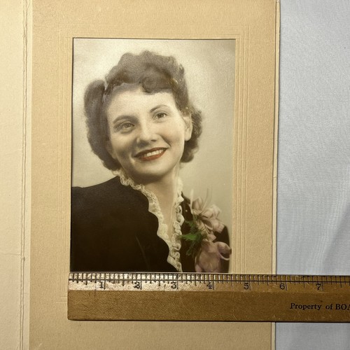 Vtg Hand Tinted Photograph Colorized Painted Woman 1950s Large Cabinet Card - Imagen 9 de 14