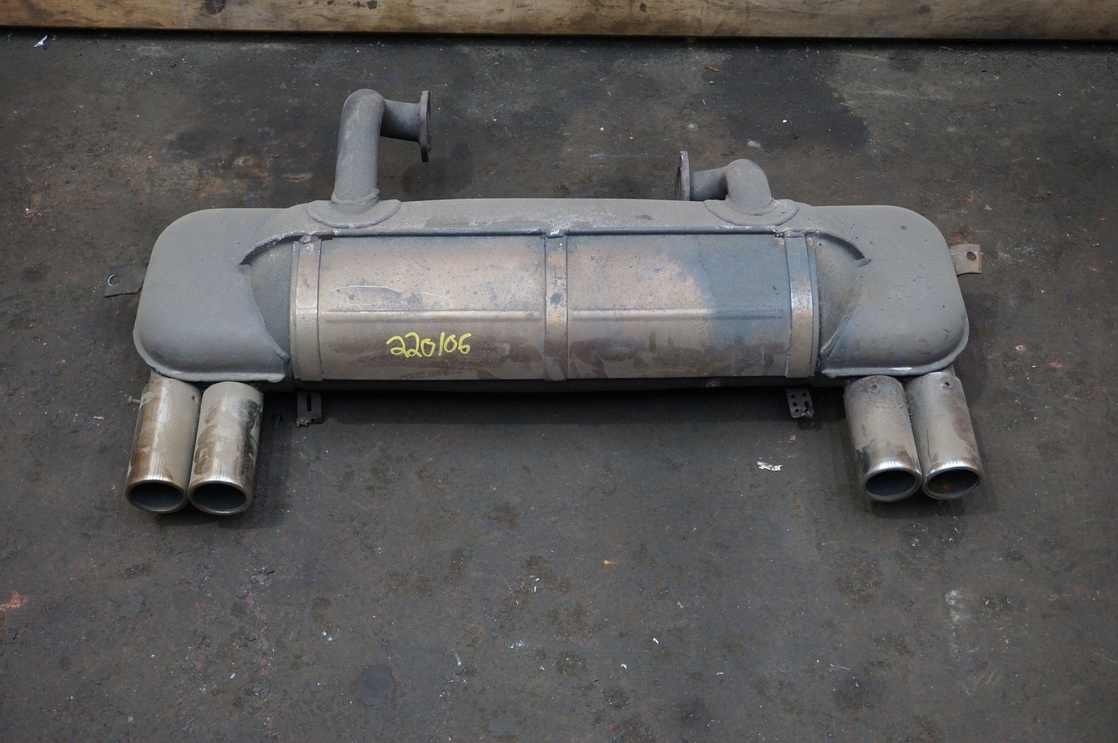 Main Engine Muffler Silencer Exhaust Chrome Tip 113987 Ferrari 308 GTSi 1980
