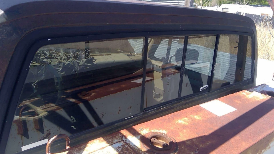1973 - 1988 雪佛兰 K20 Silverado 后玻璃组件 Oem 后滑动窗 — 第 2/4 张图片
