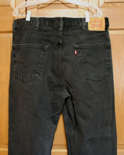 Vaqueros de mezclilla para hombre LEVI's 550 NEGROS 38x30 REALES 40X 30 - Imagen 6 de 9