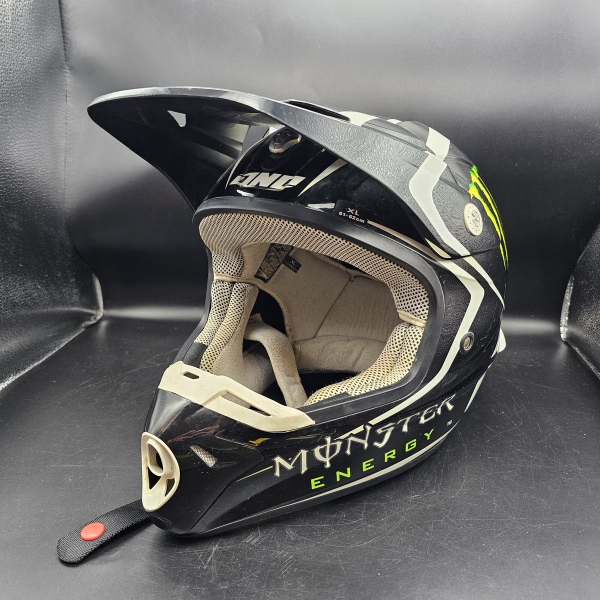 激レア】CAPIX × Monster energyコラボ ヘルメット