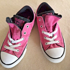 Converse All-Star YOUTH/JUNIOR Size 2 Slip On Sneaker in Pink Low Top