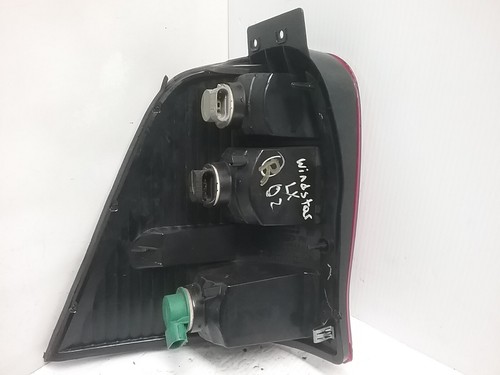 Conjunto de luz trasera trasera derecha Ford Windstar 1999-2003 - Imagen 5 de 8