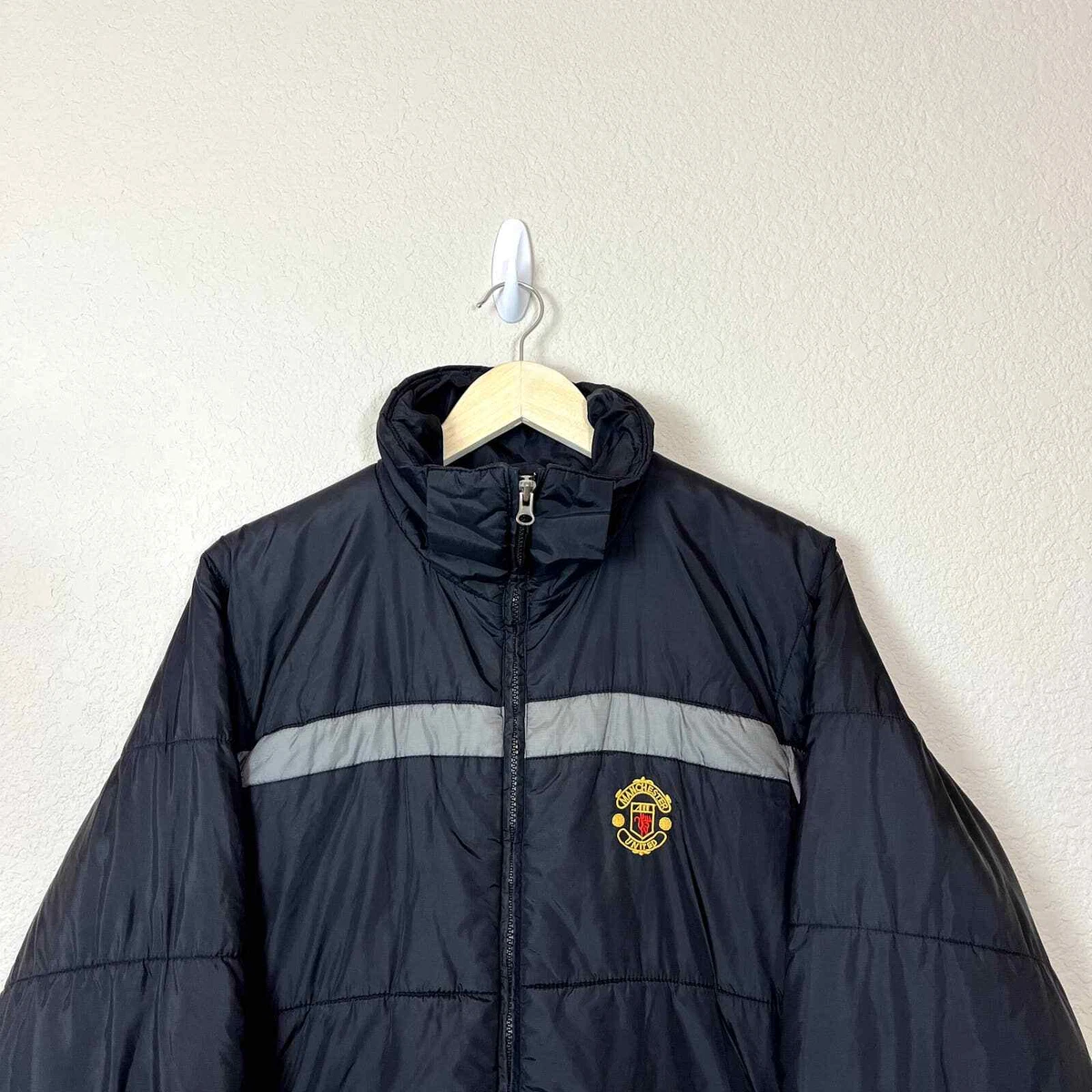 Man utd puffer jacket sales