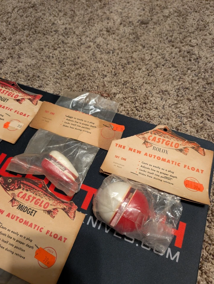 Castglo Antique Vintage Fishing Bobbers Lot In"New In Package" Combined Shipping - Image 4 of 4