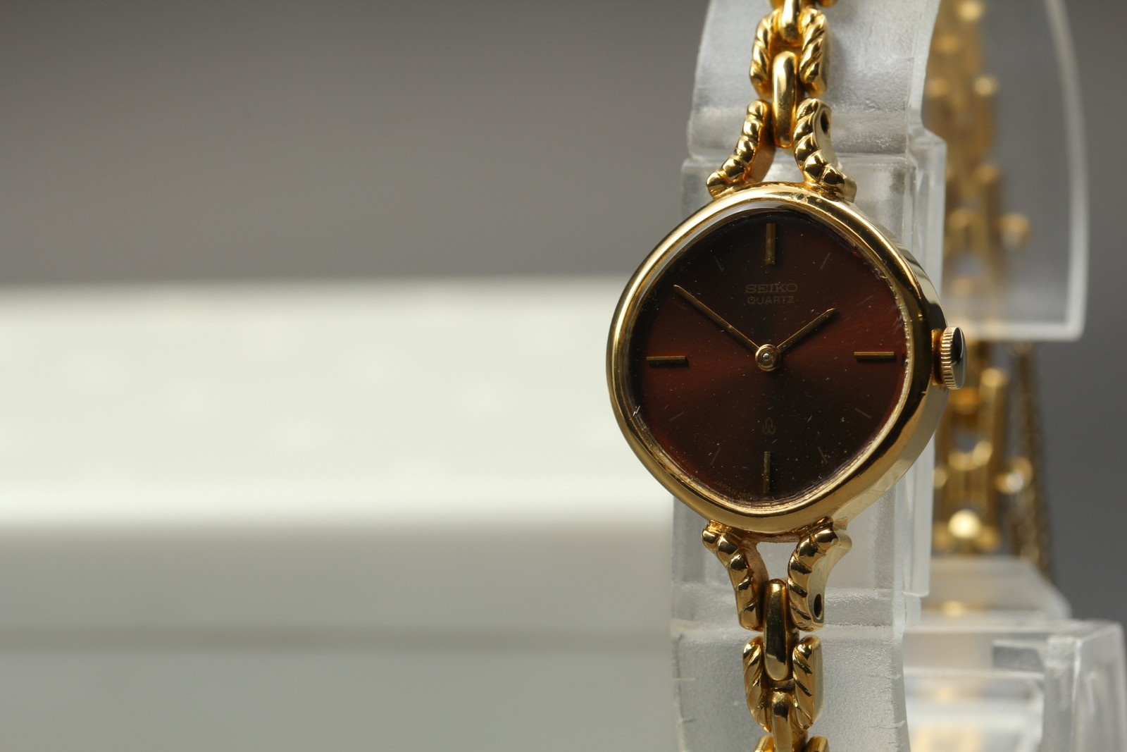 Vintage Seiko Gold Quartz *Exc+5* 1400-6380 1980 Bracelet Women From JAPAN Watch - vintagewatches.pk