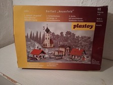 Plastoy  H0 Bausatz Dorfset  Neuenfeld  (3Gebäude)  der Bahnhof fehlt