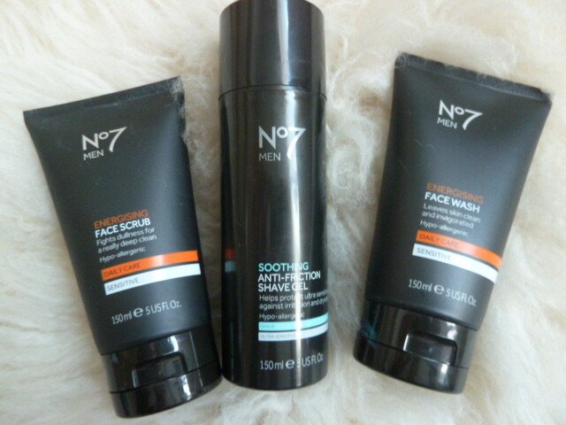 boots sensitive face wash