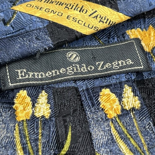 Corbata de seda Ermenegildo Zegna azul motivo floral geométrico hecha a mano Italia - Imagen 5 de 8
