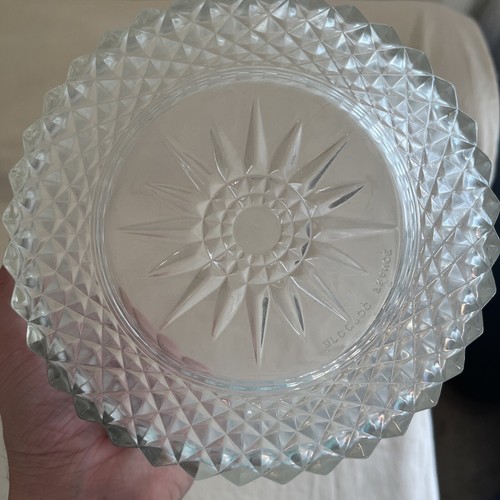 Vintage ARCOROC FRANCE Glass Diamond Fruit Serving Bowl 8” Candy Dish - Picture 5 of 6