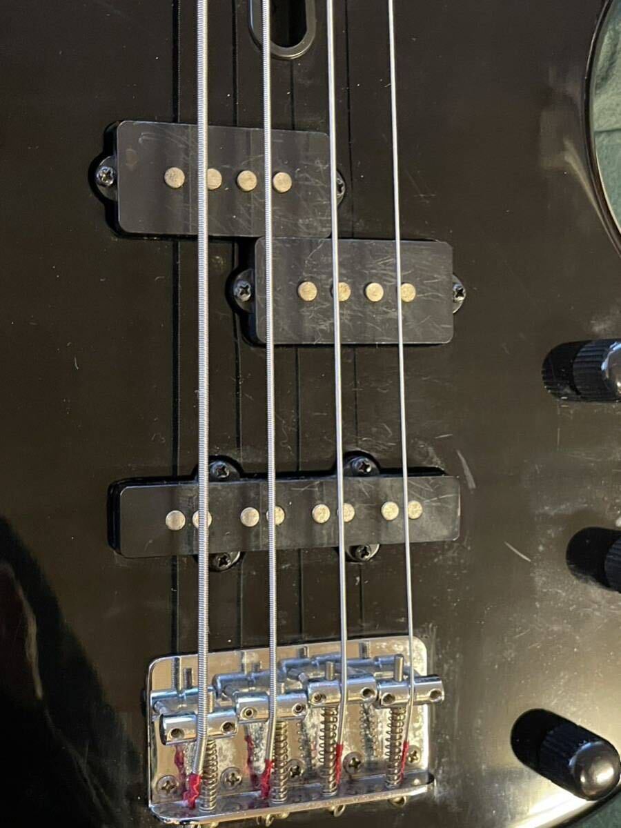 Electric Bass Guitar Yamaha RBX MS200 Advanced Form Compact Electric Bass Guitar Yamaha RBX MS200 Advanced Form Compact