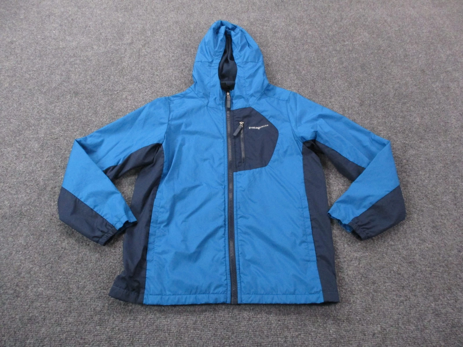 Patagonia Jacket Boys L 12 Blue Wind Shield Outdoors Hiking Camping 64345