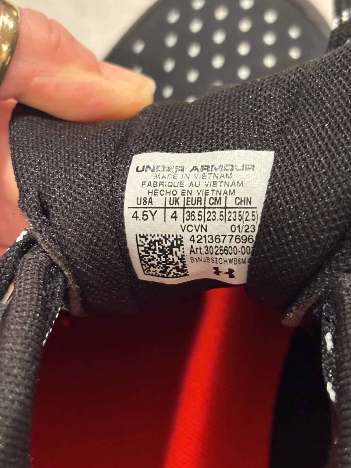 Boys Youth Under Armour Leadoff Low RM Jr 4.5Y Baseball Cleats Shoes 3025600-001 thumbnail 7